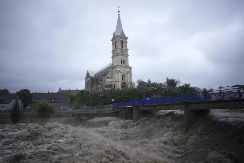 Сильнейший циклон обрушился на Европу – есть погибшие