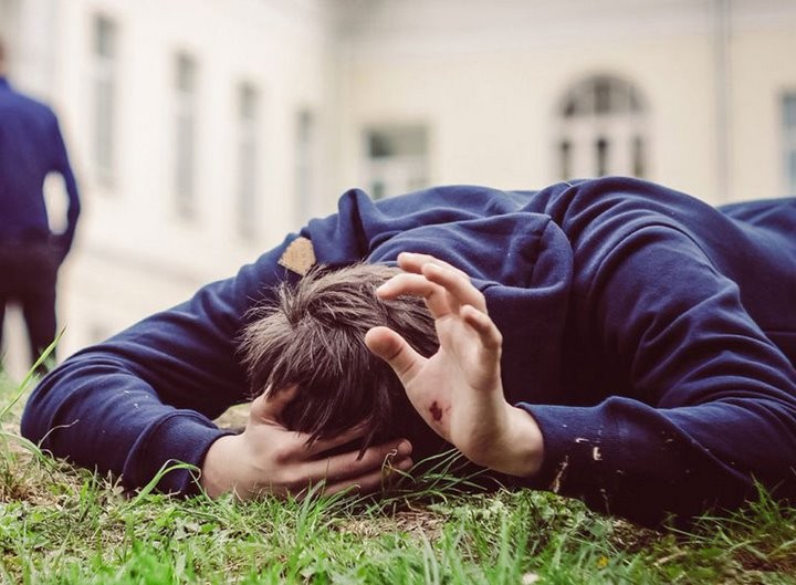 В Польше до потери сознания избили 16-летнего подростка из Беларуси В Польше до потери сознания избили 16-летнего подростка из Беларуси