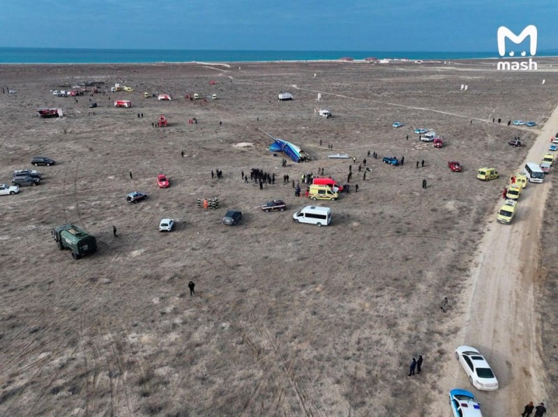 В Казахстане упал пассажирский самолет — видео и фото